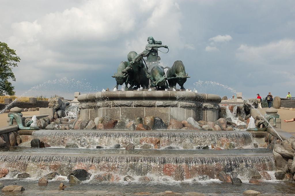 2008-07-11_024.JPG - Kopenhagen, de Gefion fontein.
