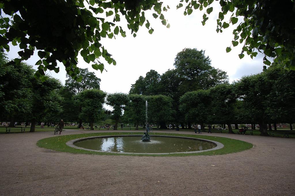 2008-07-11_046.JPG - Kopenhagen, Kings Garden.