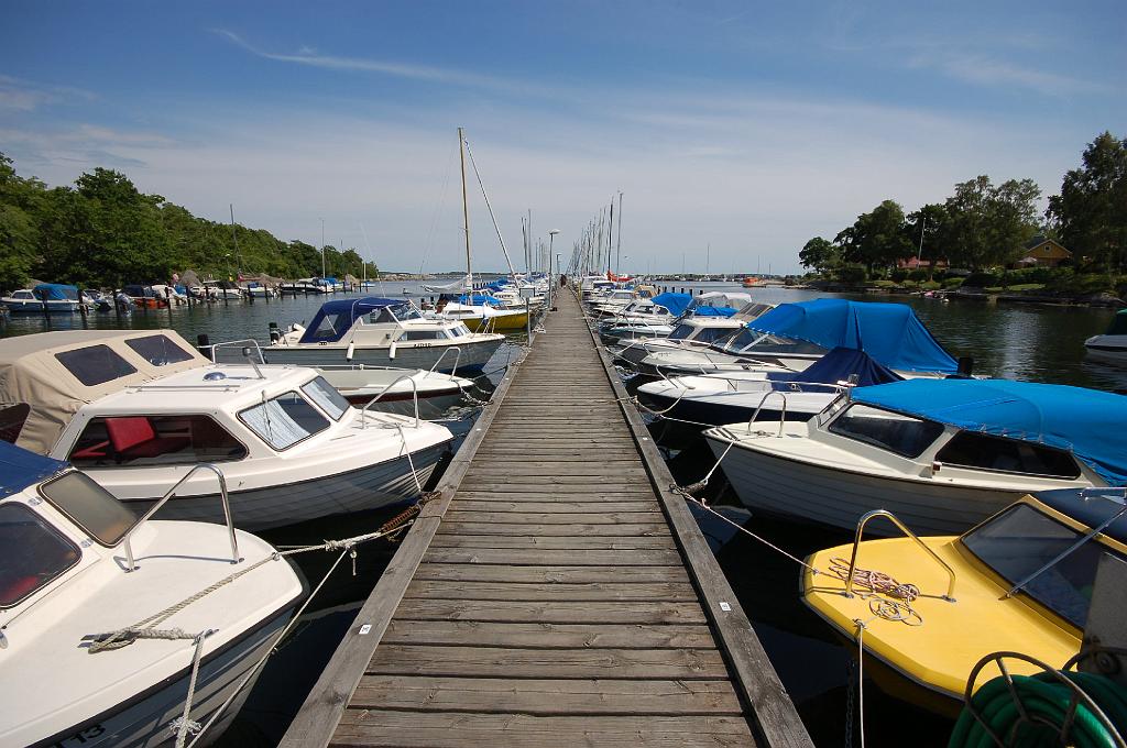 2008-07-13_023.JPG - De jachthaven van Karlshamn.