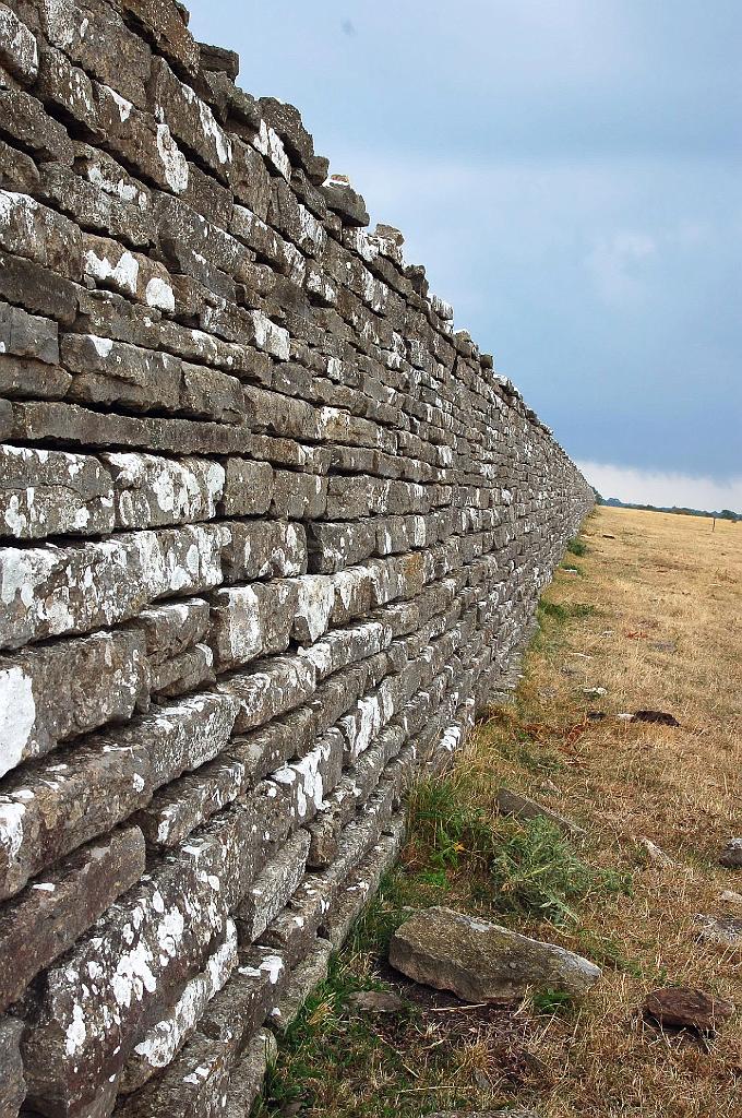 2008-07-18_046.JPG - De 17e eeuwse muur van Karl Gustav X, afscheiding van het zuiden van het eiland.