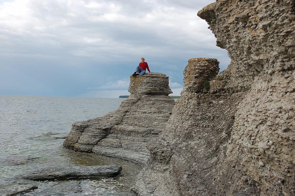 2008-07-20_056.JPG - Byrum: kalksteenrotsen.