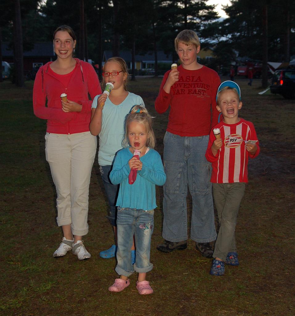 2008-07-20_070.JPG - Iris, Francis, Ivo, Maurice en Chantal.