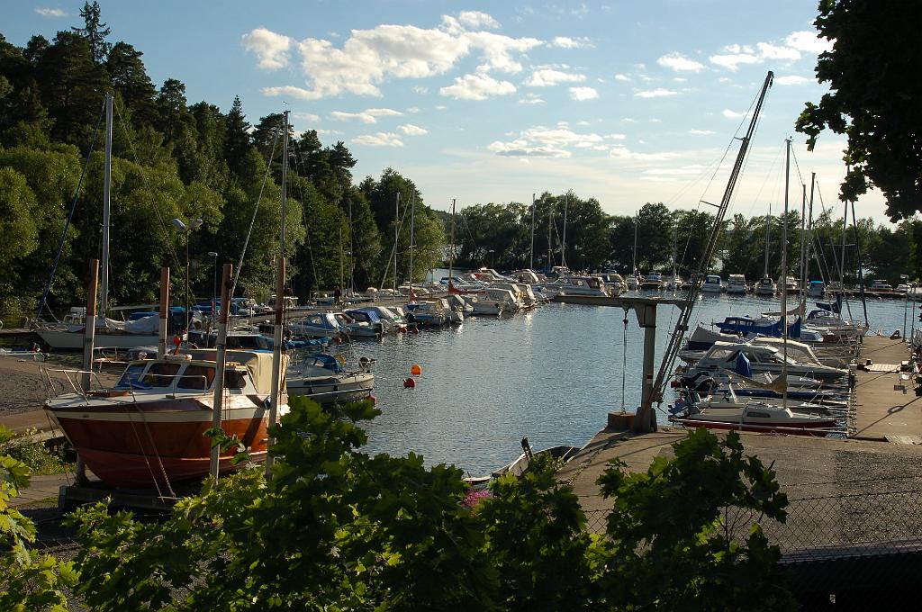 2008-07-22_018.JPG - De jachthaven van de camping.
